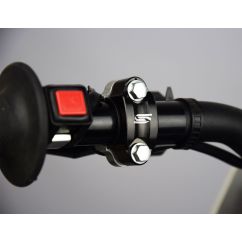 Pontet pivotant universel