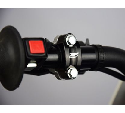 Pontet pivotant universel