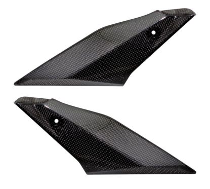 Caches sous réservoir carbone R1 2015-2018