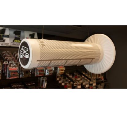 Décoration de magasin RENTHAL - poignée géante gonflable