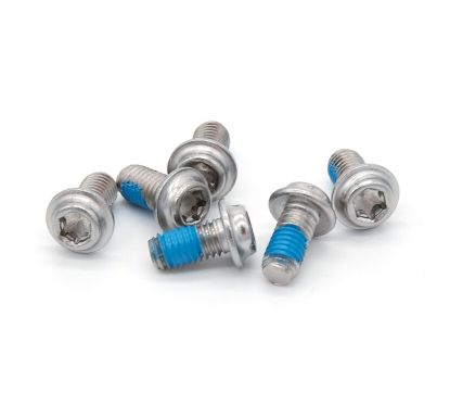 Boulons M5 en inox légers