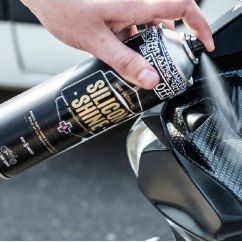 Spray de protection MUC-OFF Motorcycle Silicon Shine - spray 500ml (x12)