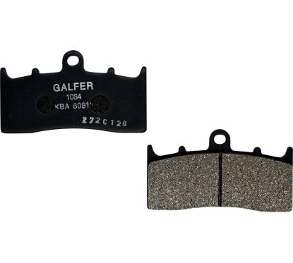 Plaquettes de frein semi-métalliques