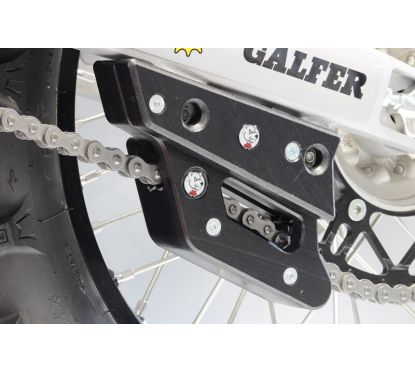 Protection du bras oscillant pour le guide chaîne AXP UHMW - noir