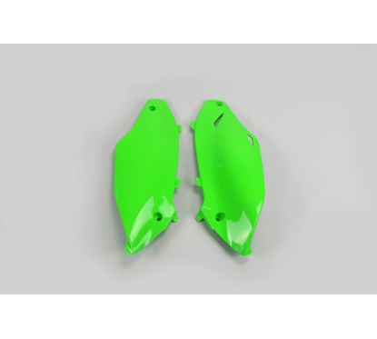 Plaques latérales UFO