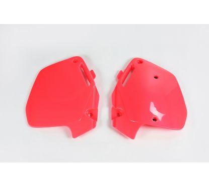 Plaques latérales UFO