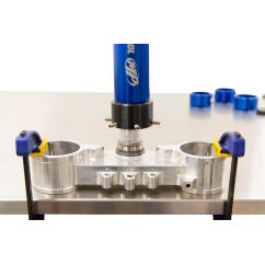 Outil pour roulement de colonne de direction