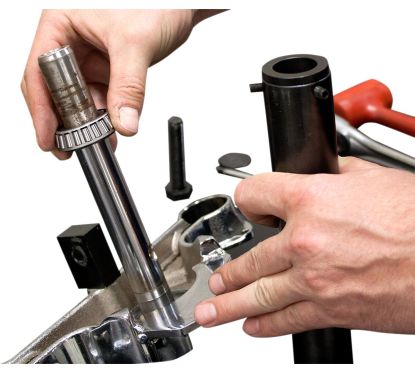 Outil de pose de roulement conique