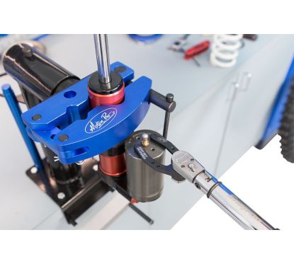 Clé à ergots renforcée