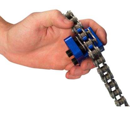 Outil de pressage de maillon principal de chaîne