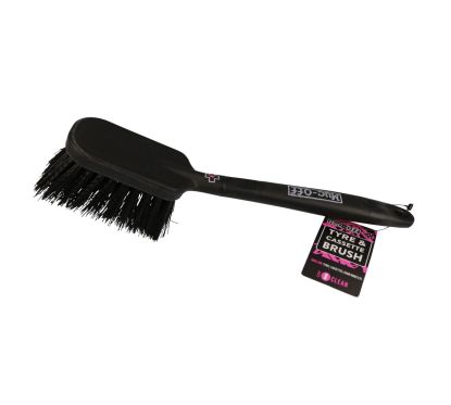 Brosse à pneus