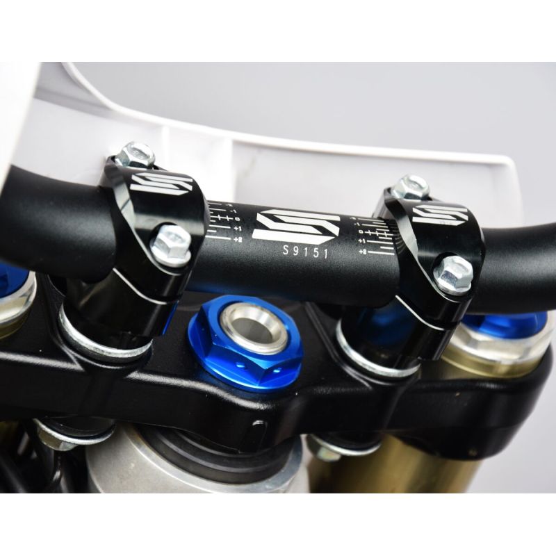 Supports de guidon pour tés de fourche OEM