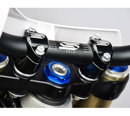 Supports de guidon pour tés de fourche OEM