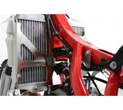 Protection de radiateur AXP aluminium - Beta RR