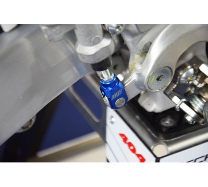 Chape de réglage de frein arrière SCAR alu